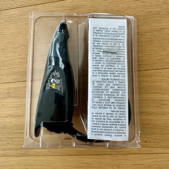 Dremel Engraver - 120 volt - Picture 2 of 3